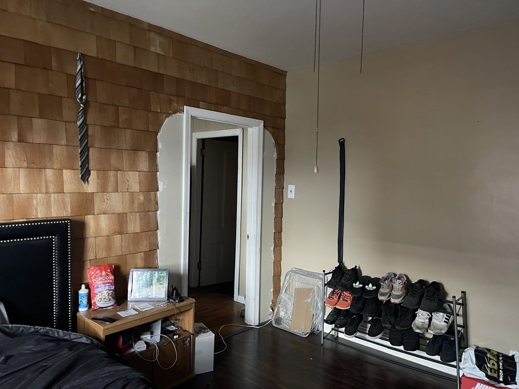 81 Foster Street Fall River, MA 02721 - Photo 5 of 16 Gallery Image 5