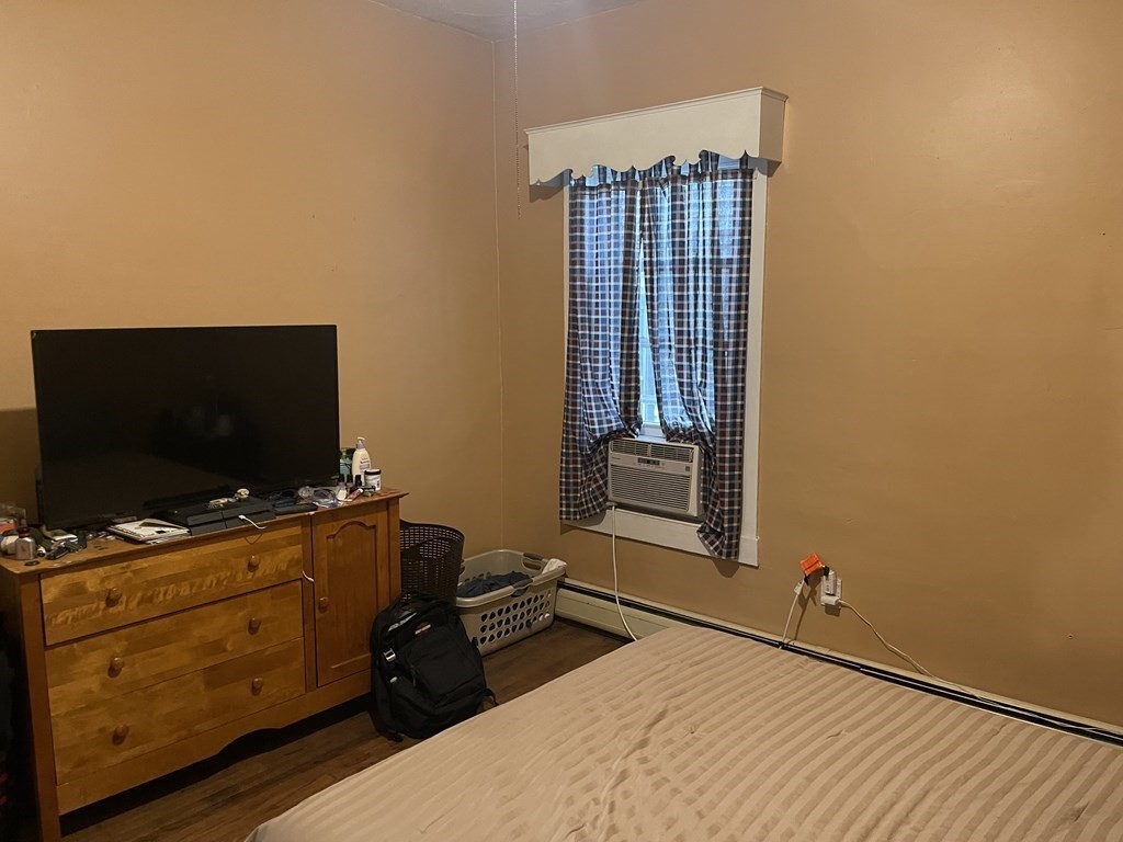 81 Foster Street Fall River, MA 02721 - Photo 9 of 16 Gallery Image 9