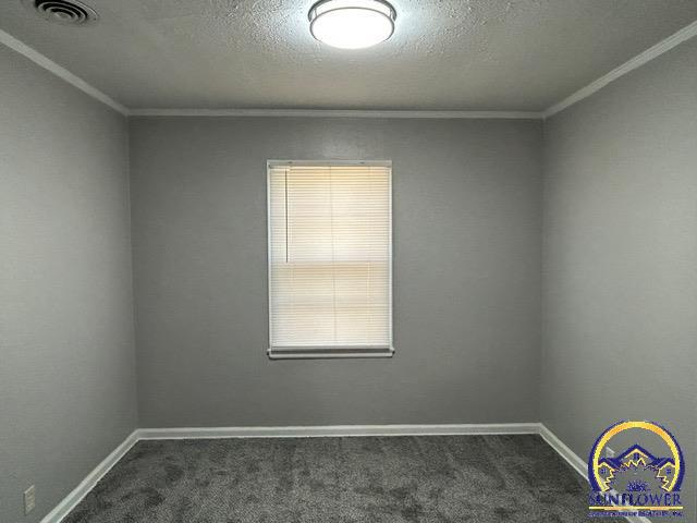 1725 Southwest Sims Avenue Topeka, KS 66604 - Photo 11 of 16