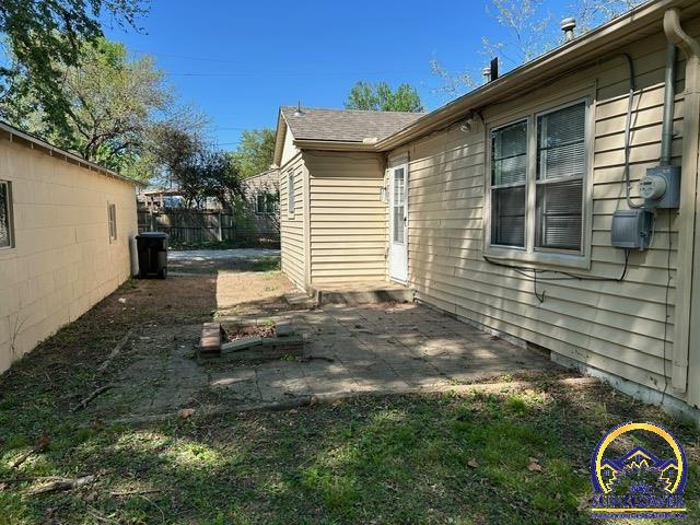 1725 Southwest Sims Avenue Topeka, KS 66604 - Photo 12 of 16