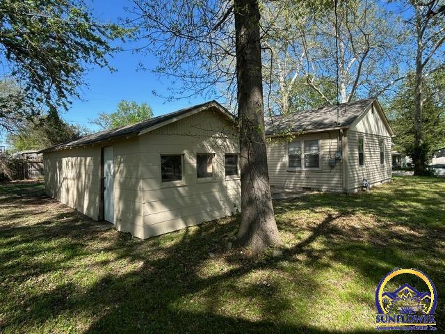 1725 Southwest Sims Avenue Topeka, KS 66604 - Photo 14 of 16