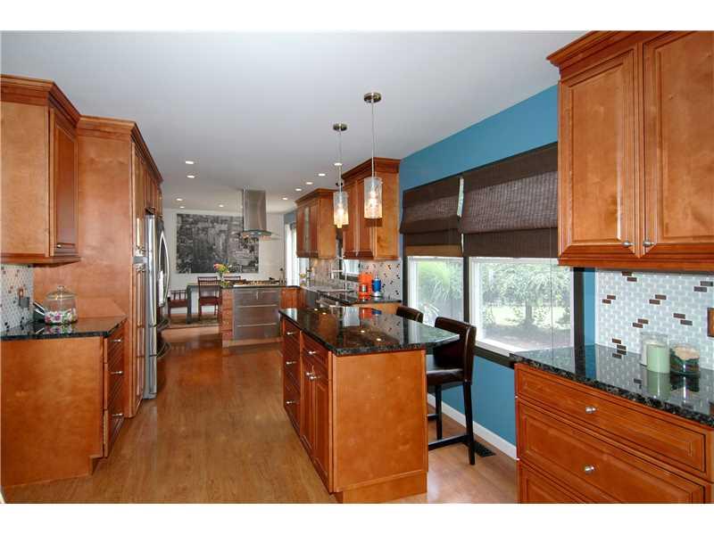 9275 North Florence Road Pittsburgh, PA 15237 - Photo 6 of 21 Kitchen. Amazing custom kitchen with an abundant amount of cabinetry and counter space!