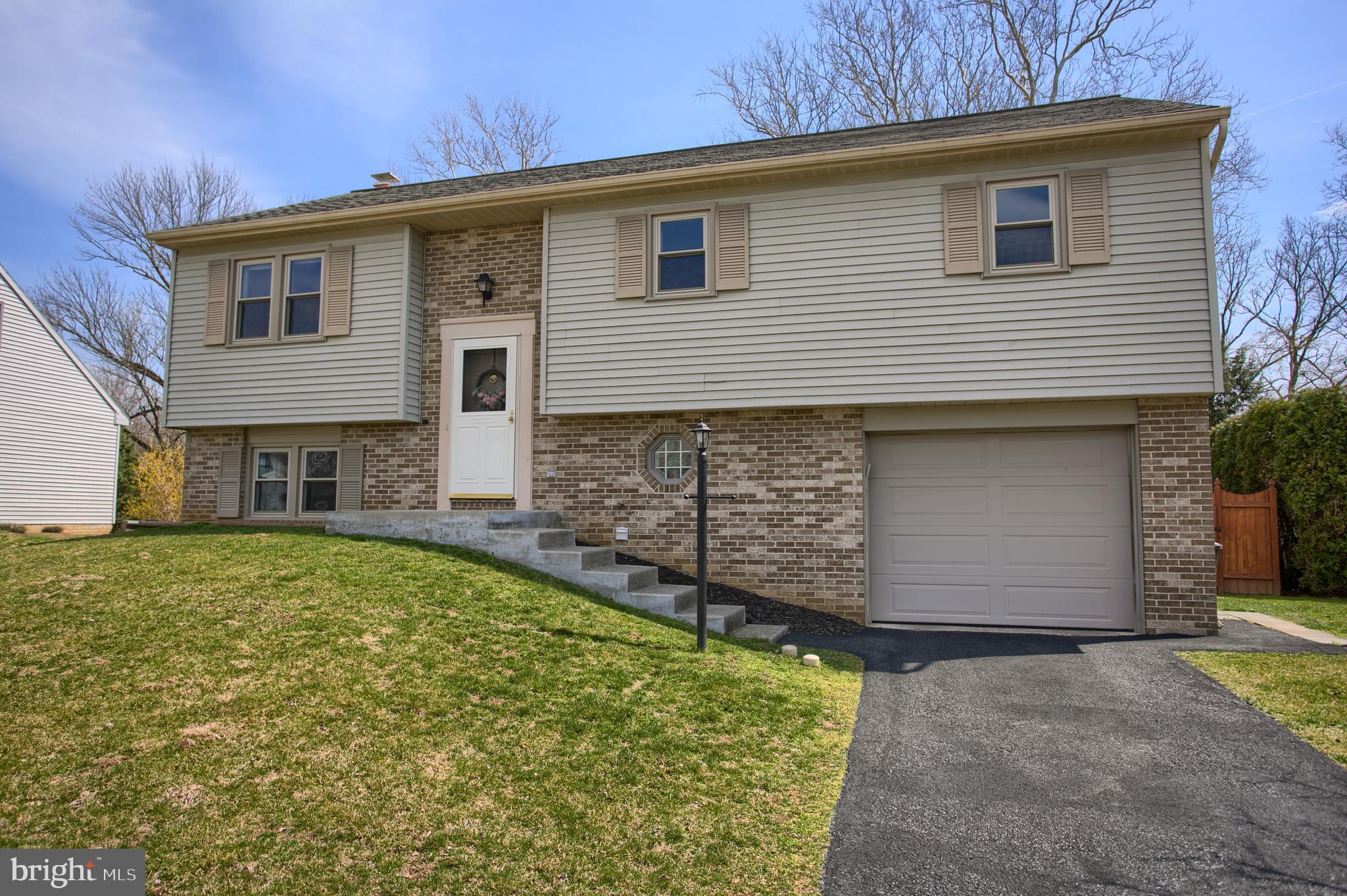 1786 Wilderness Road Lancaster, PA 17603 - Photo 2 of 43 Gallery Image 2