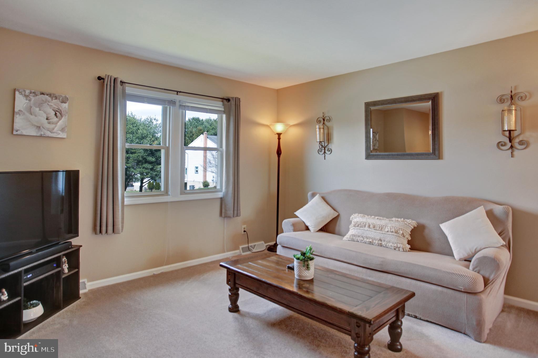 1786 Wilderness Road Lancaster, PA 17603 - Photo 6 of 43 Gallery Image 6