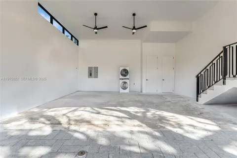 $9,995,000 | 9045 Hawthorne Avenue, Surfside, FL 33154