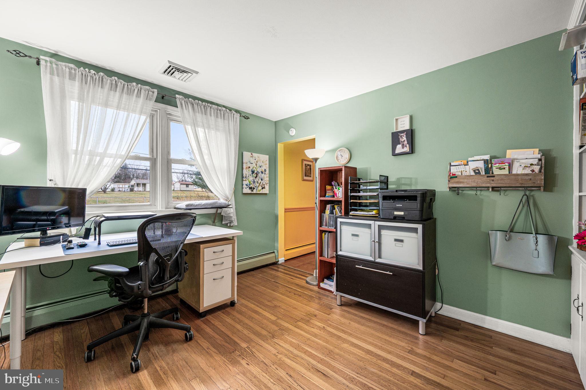 2039 Berkley Road Norristown, PA 19403 - Photo 16 of 21