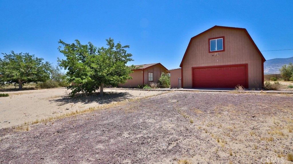 9351 Camp Rock Road Lucerne Valley, CA 92356 - Photo 5 of 7