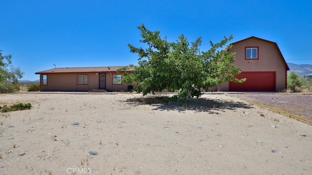 9351 Camp Rock Road Lucerne Valley, CA 92356 - Photo 6 of 7