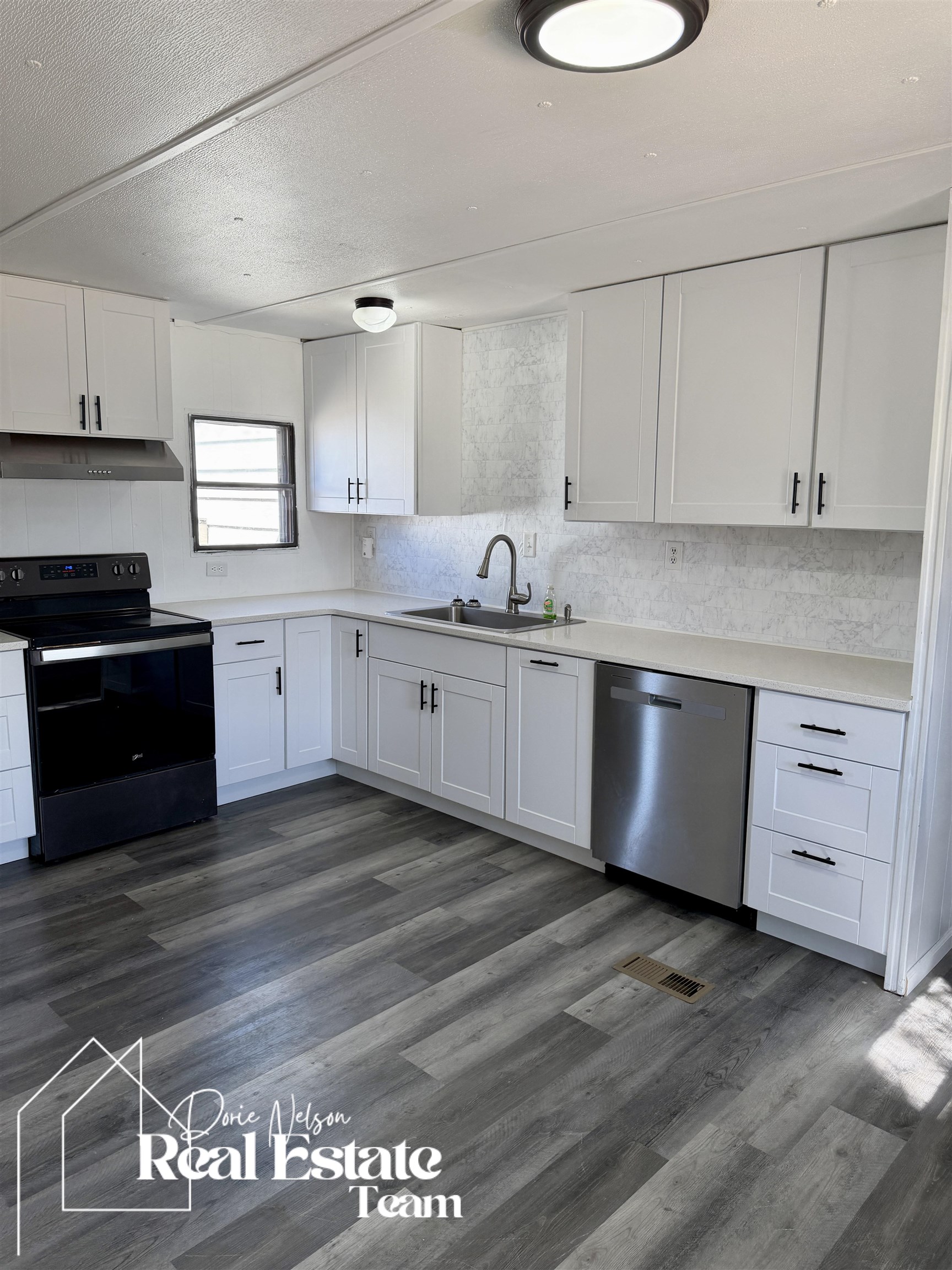 147 South 4th Avenue Mills, WY 82604 - Photo 13 of 27