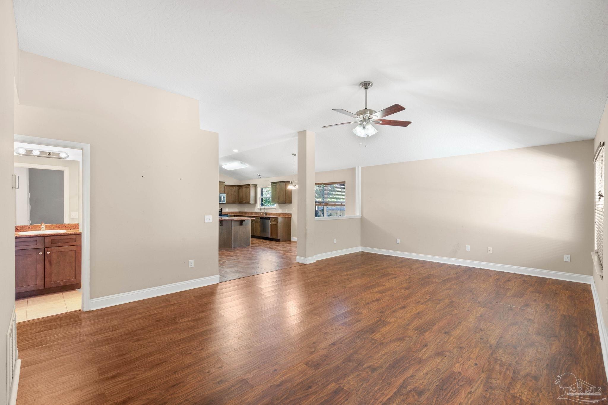 2736 Noah Jordan Road Navarre, FL 32566 - Photo 18 of 52