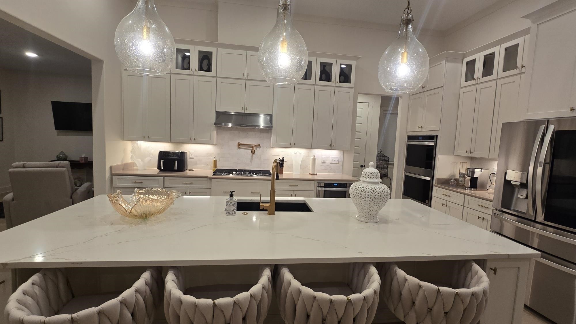 11200 Shelby Post Road Collierville, TN 38017 - Photo 15 of 29 a kitchen with kitchen island stainless steel appliances a sink and counter space