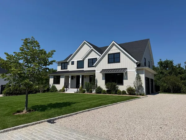 $2,100,000 | 7 Sea Crest Court, Riverhead, NY 11947