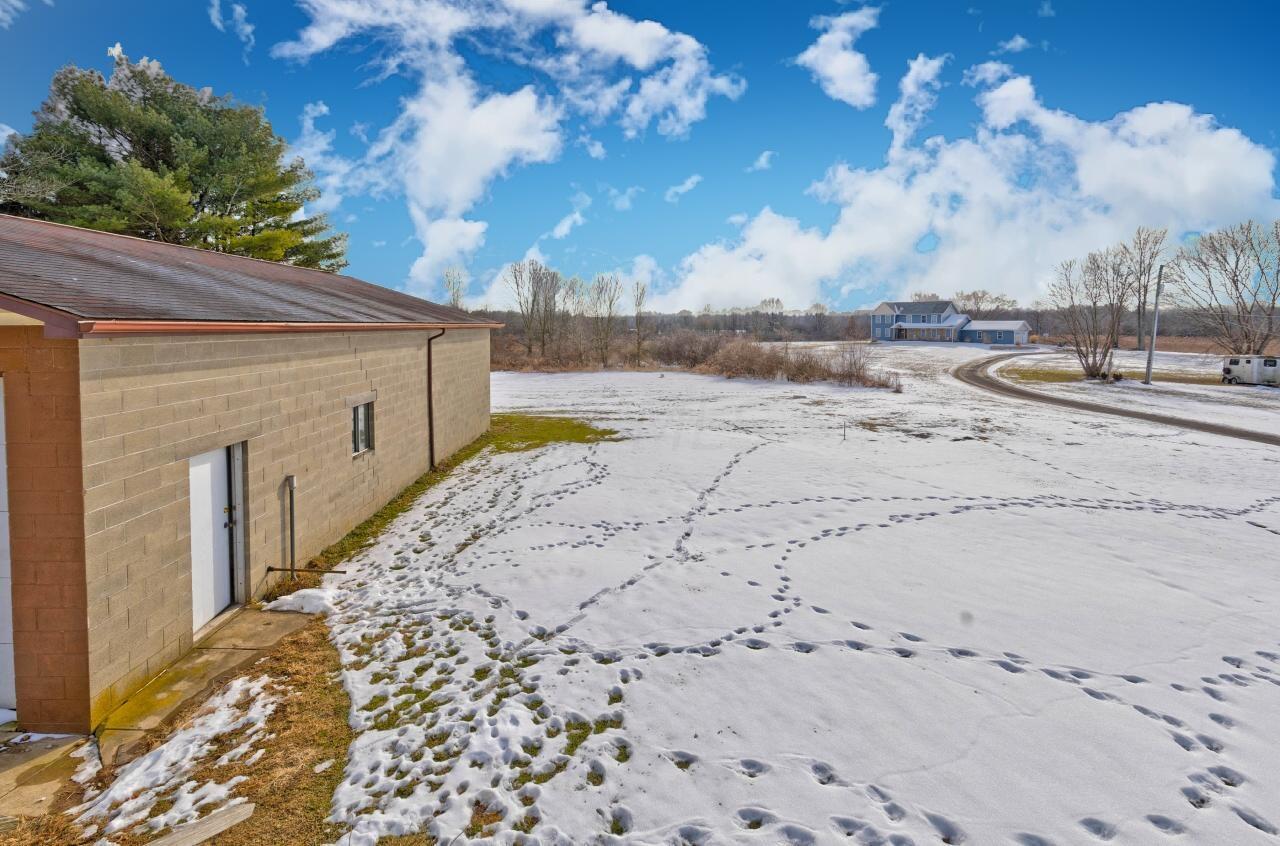 3860 Ridgely Tract Road Southeast Heath, OH 43056 - Photo 42 of 47 41. Rear Yard