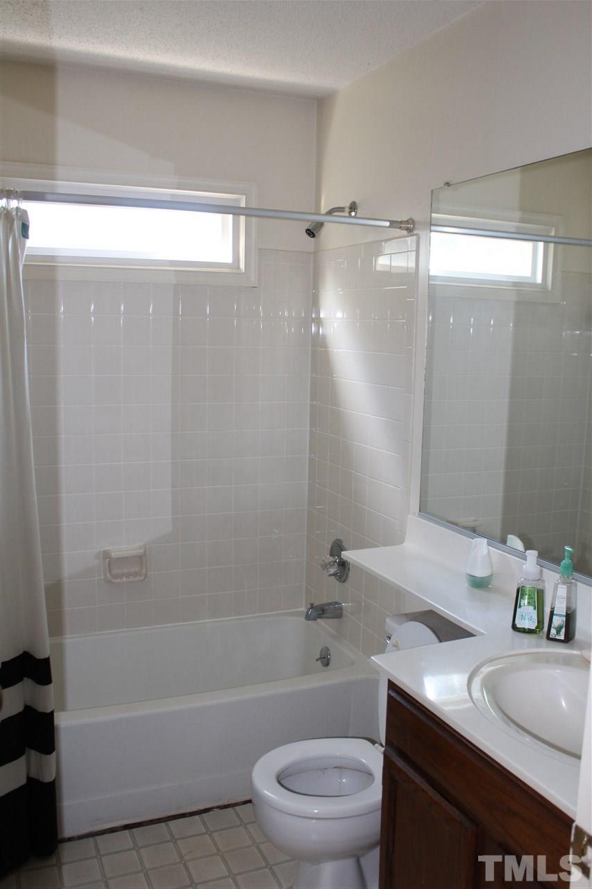 4228 Birmingham Way Raleigh, NC 27604 - Photo 21 of 24 Gallery Image 21