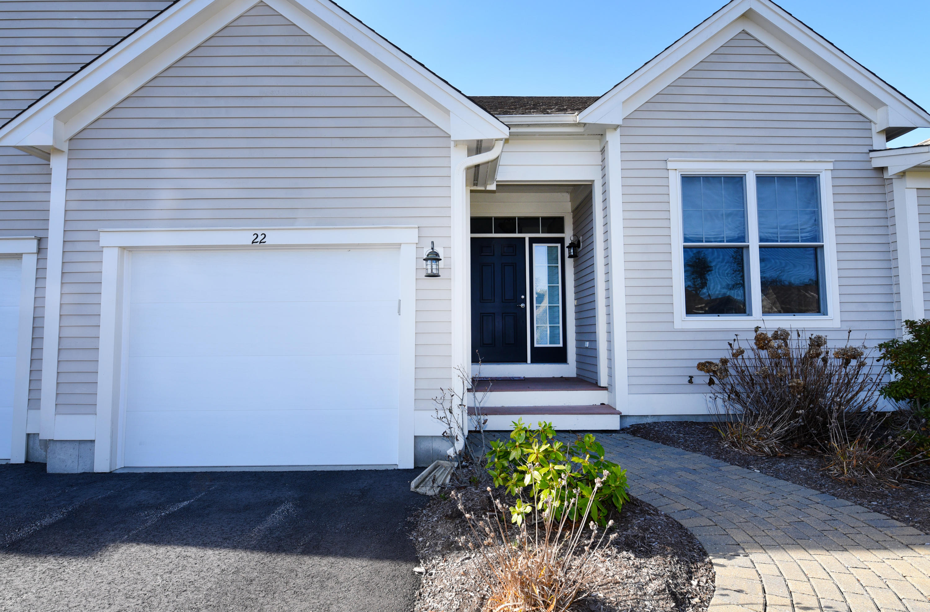 22 Twin Oaks Drive Mashpee, MA 02649 - Photo 2 of 41 3B8F6578-C39B-473E-985A-A07FF8E0DFF8