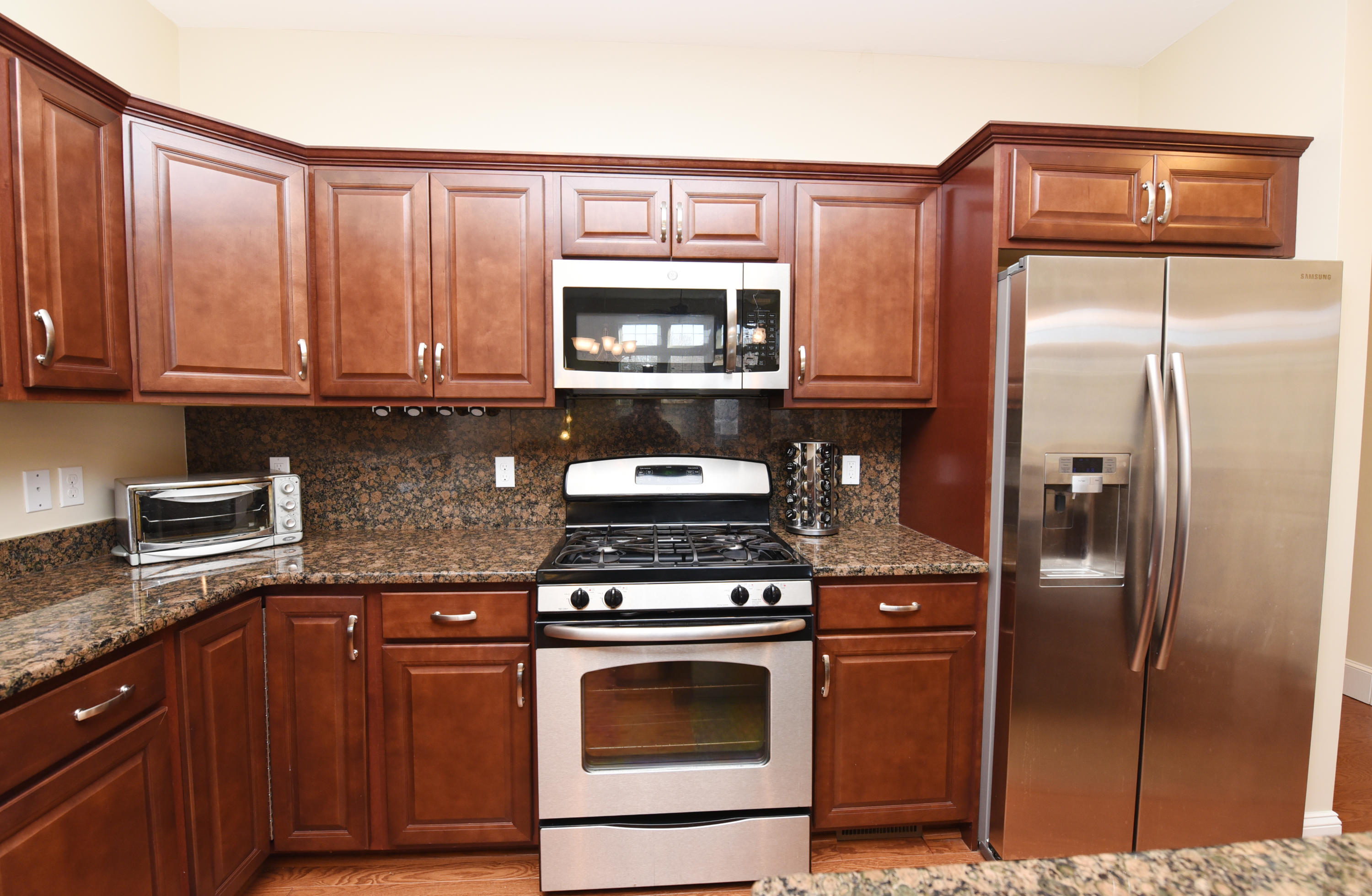 22 Twin Oaks Drive Mashpee, MA 02649 - Photo 3 of 41 97BD9415-F6DF-4D89-919A-1C376165B3D2