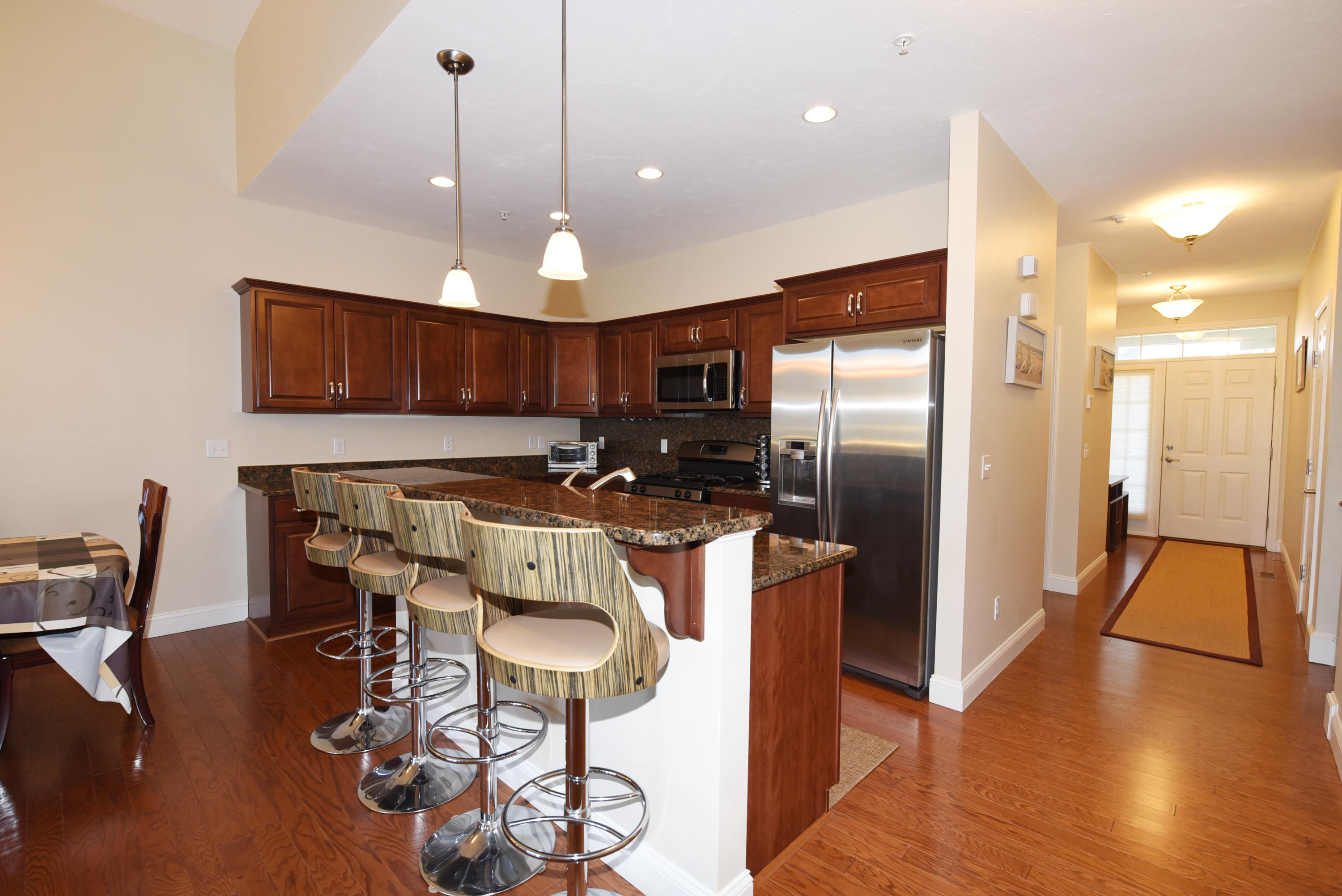 22 Twin Oaks Drive Mashpee, MA 02649 - Photo 8 of 41 C1850E31-9394-4218-8B7E-FC2344EC8CCF