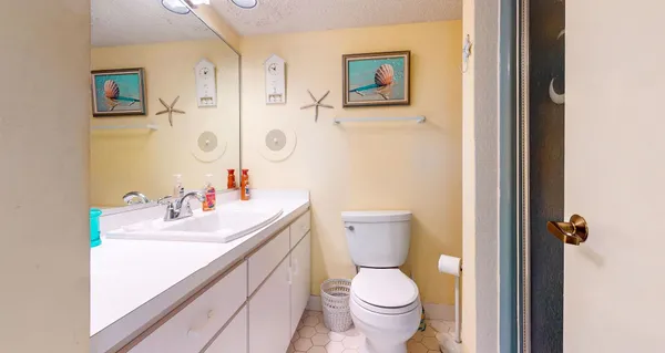 $760,000 | 7100 Ocean Avenue, Unit 712, Wildwood Crest, NJ 08260