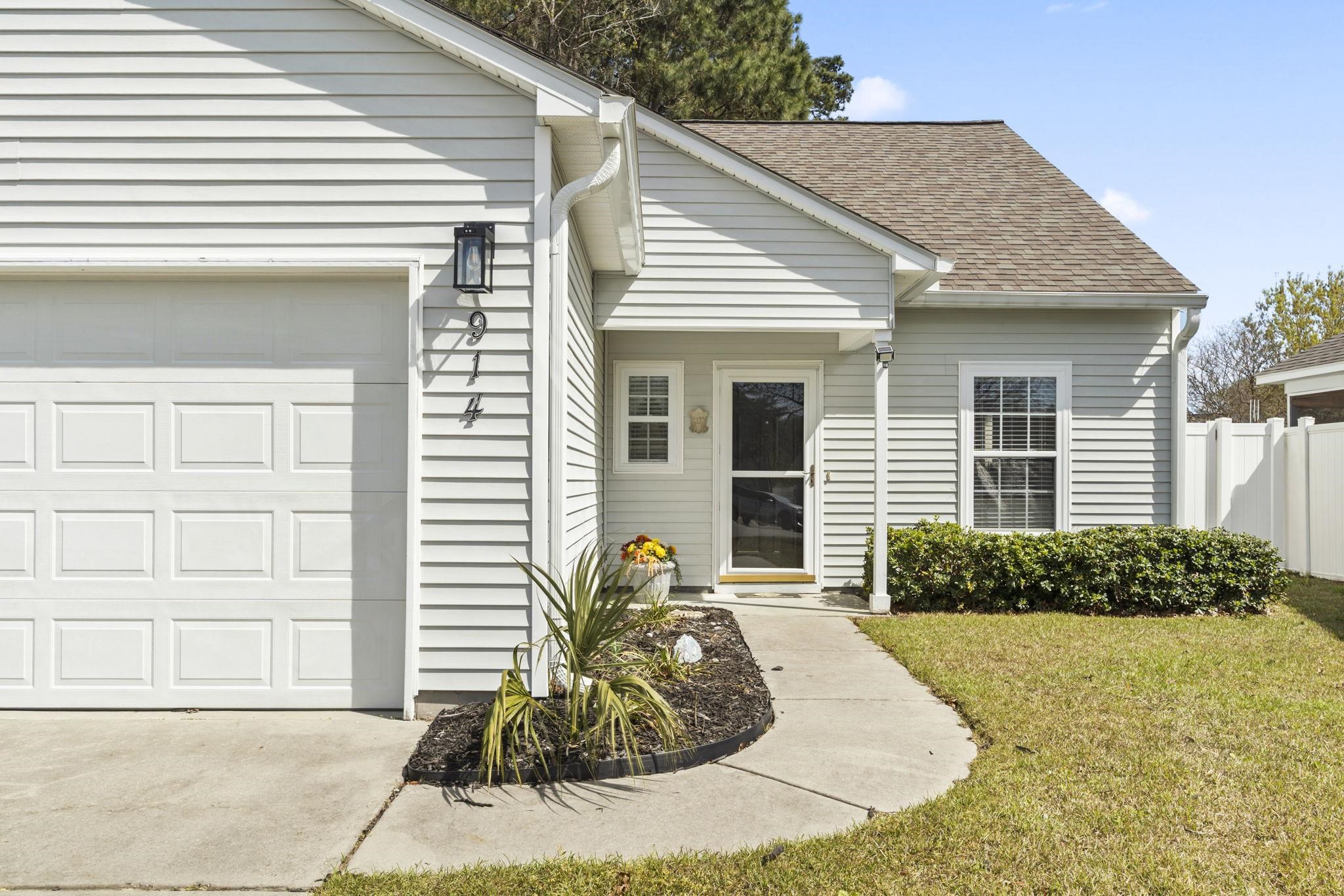 914 Bur Oak Court Myrtle Beach, SC 29579 - Photo 2 of 46