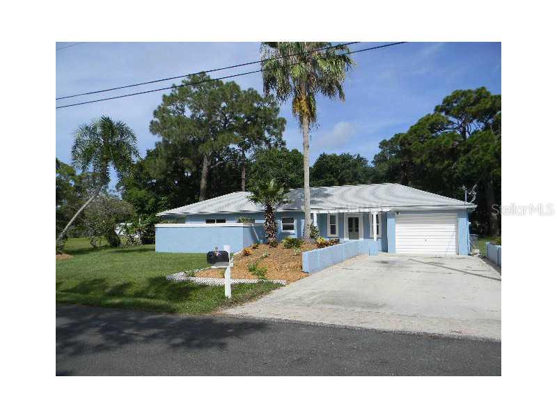 512 Pine Road Nokomis, FL 34275 - Photo 1 of 1 Exterior Front