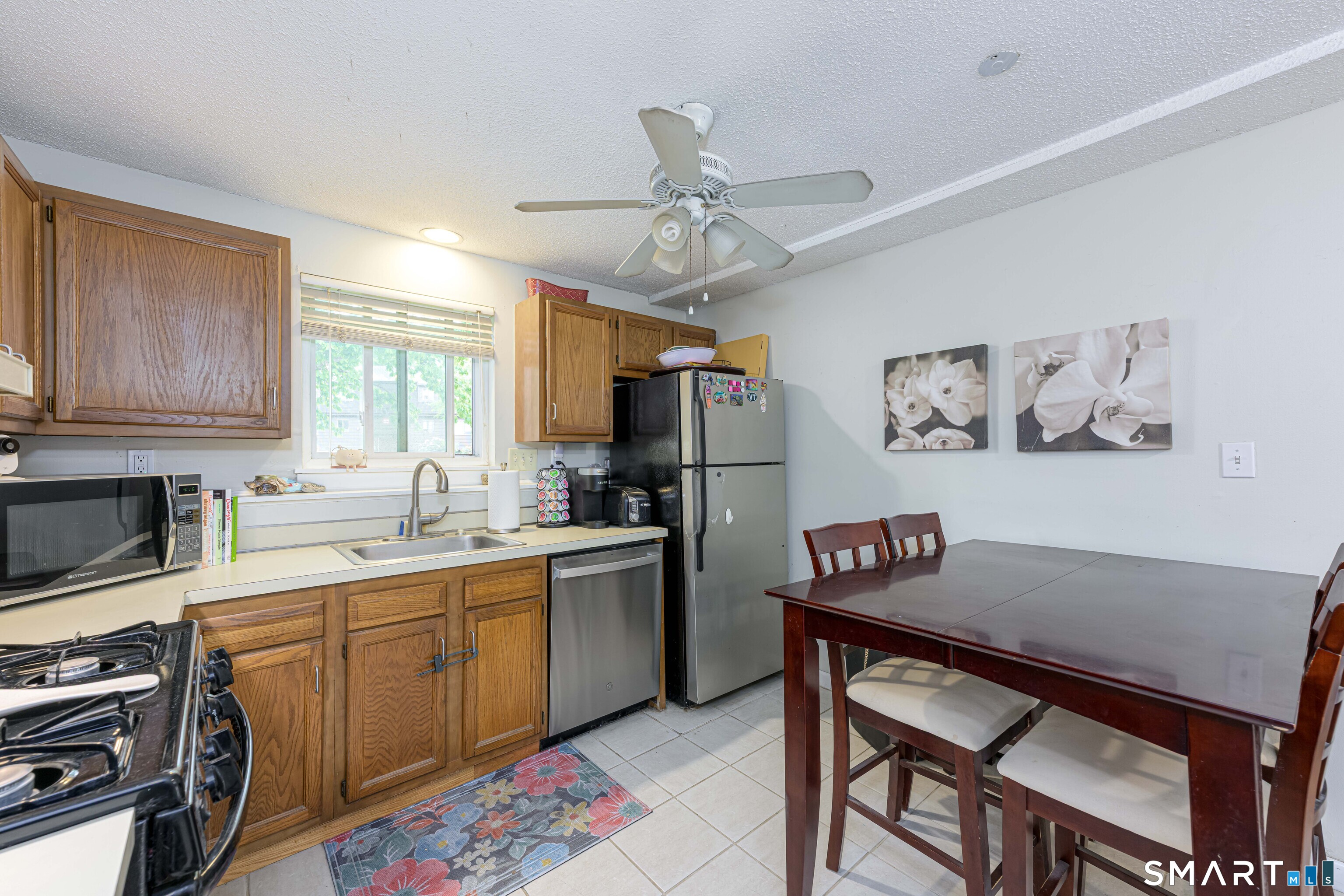 4 Evergreene Road, Unit 4 Wallingford, CT 06492 - Photo 6 of 15