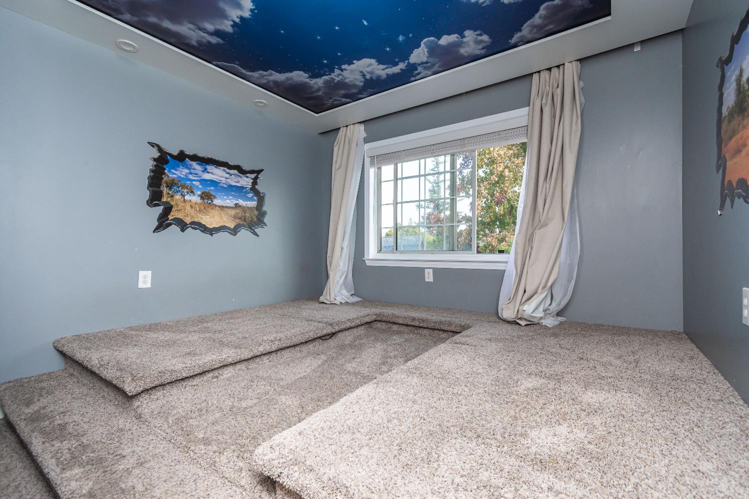 6851 Aleta Way Sacramento, CA 95842 - Photo 36 of 45 a view of an empty room and window