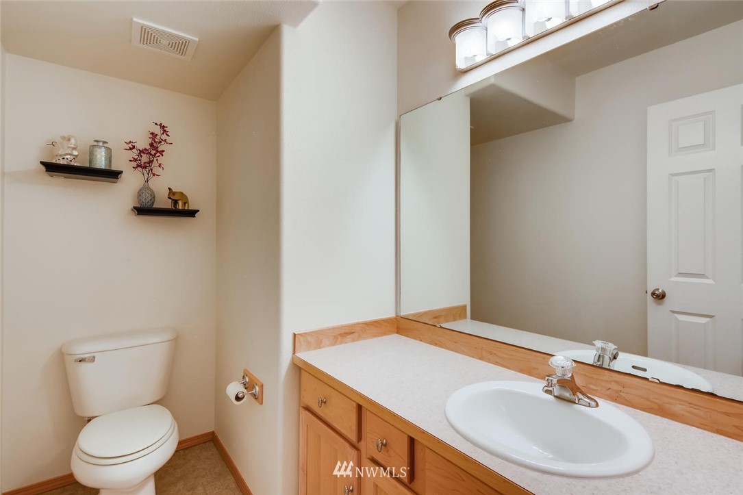 18323 8th Drive Southeast Bothell, WA 98012 - Photo 14 of 26 Gallery Image 14
