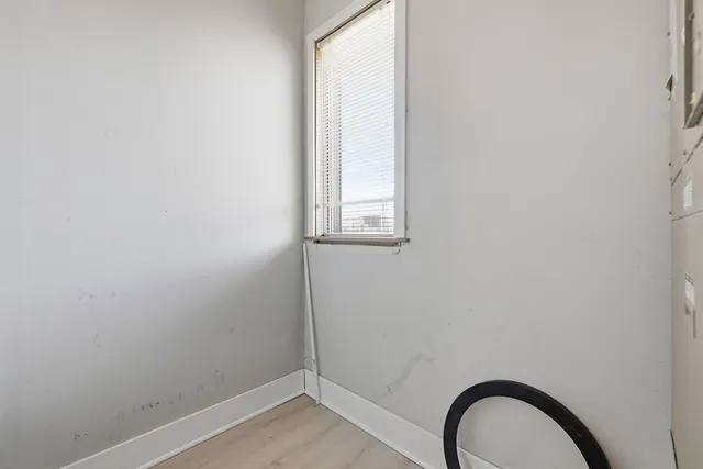 $2,100 | 4180 Williamsburg Court, Unit 301, Glenview, IL 60025