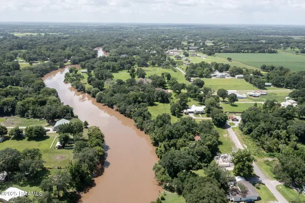 $224,700 | 4013 Woodlawn Road, Maurice, LA 70555