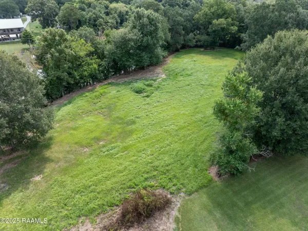 $224,700 | 4013 Woodlawn Road, Maurice, LA 70555