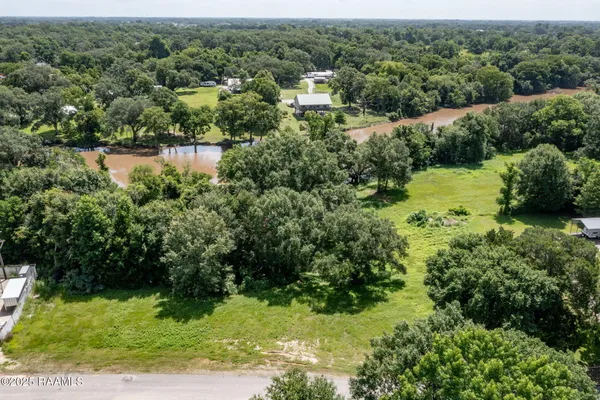 $224,700 | 4013 Woodlawn Road, Maurice, LA 70555