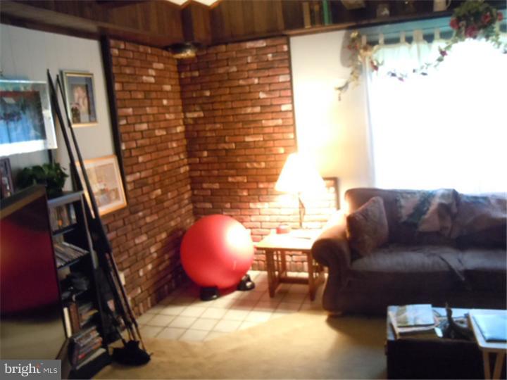 305 Columbia Road South Glassboro, NJ 08028 - Photo 6 of 9 Gallery Image 6