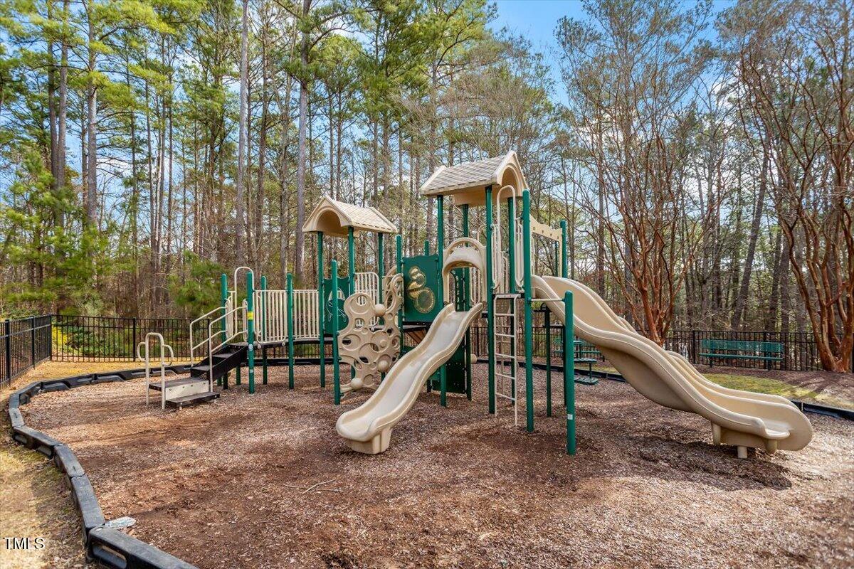 312 Grassy Point Road Apex, NC 27502 - Photo 51 of 52 51-Hollands Crossing NA_08
