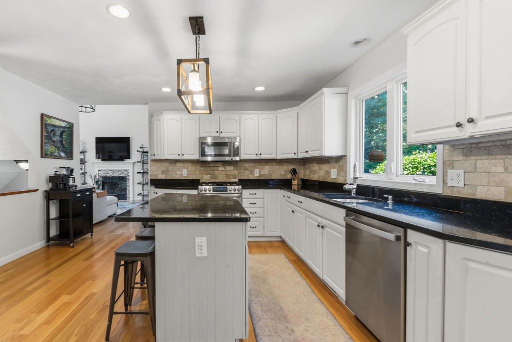 134 Wickham Road North Kingstown, RI 02852 - Photo 20 of 45