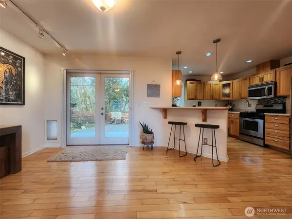 $3,775 | 34652 Hood Canal Drive Northeast, Kingston, WA 98346