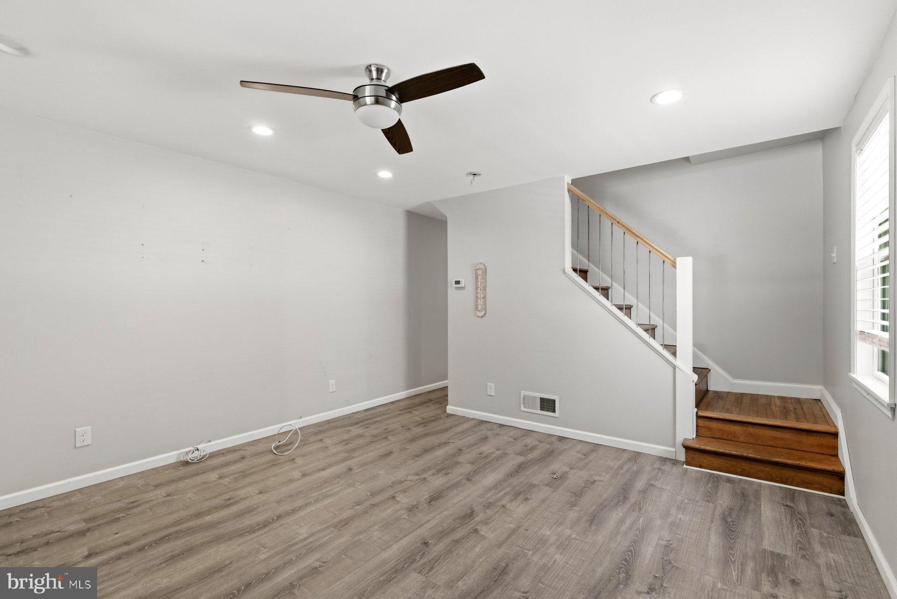 8530 Oakleigh Road Parkville, MD 21234 - Photo 3 of 22
