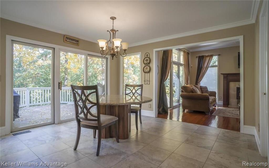 5259 Park Ridge Drive West Bloomfield, MI 48323 - Photo 12 of 39
