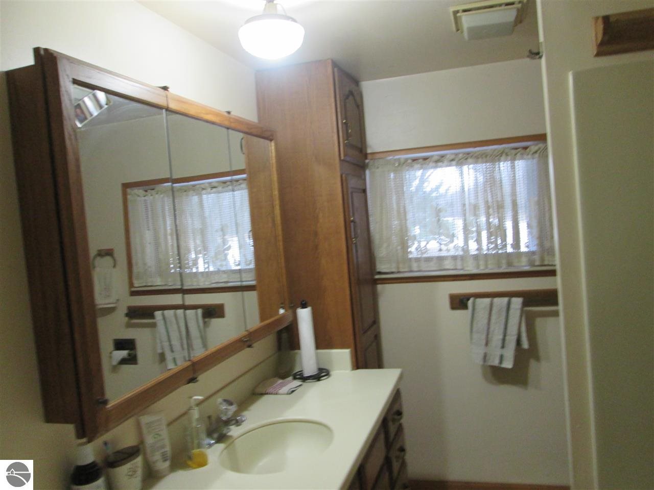 9587 Innis Road Northeast Alden, MI 49612 - Photo 26 of 67 1801536-25.JPG