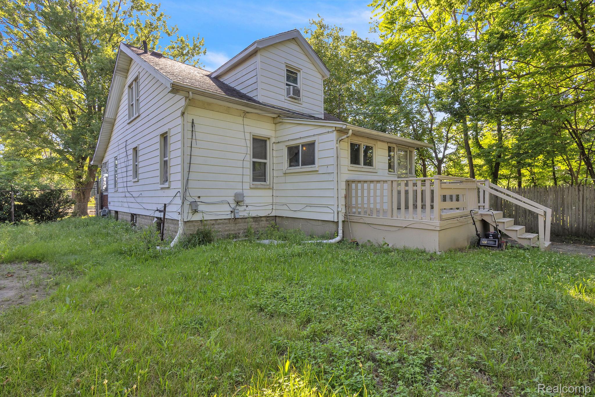 4877 Maynard Street Detroit, MI 48215 - Photo 38 of 41 9-web-or-mls-FZ3A6775.jpg