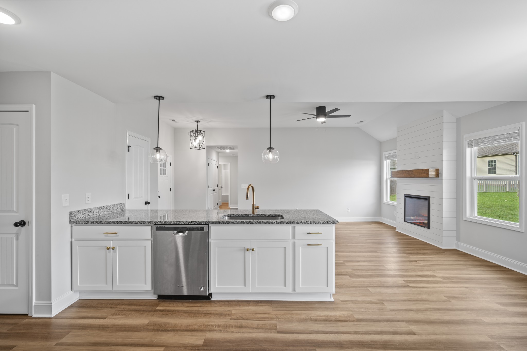 248 Fieldstone Lane Springfield, TN 37172 - Photo 7 of 35
