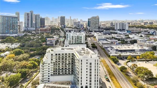 $595,000 | 4250 Biscayne Boulevard, Unit 1418, Miami, FL 33137