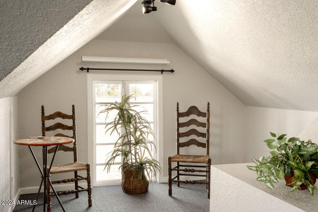 1602 West Encanto Boulevard Phoenix, AZ 85007 - Photo 20 of 38 2nd Floor Guest Rm