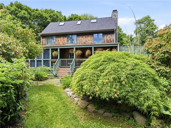 $849,900 | 68 Captains Circle, Tiverton, RI 02878