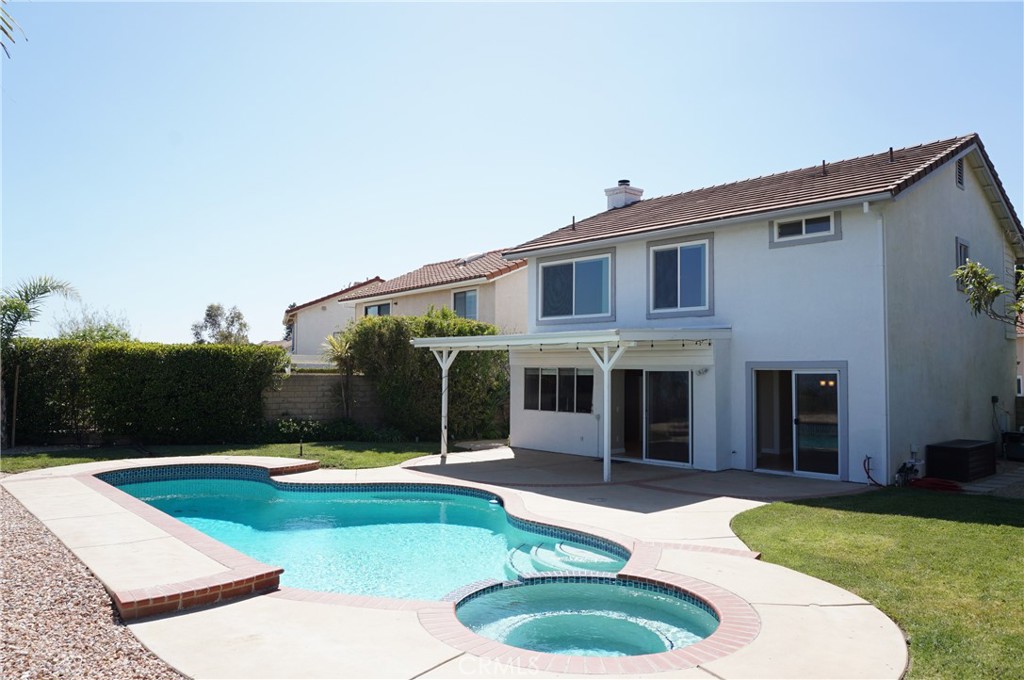19584 Shadow Glen Circle Porter Ranch, CA 91326 - Photo 45 of 75