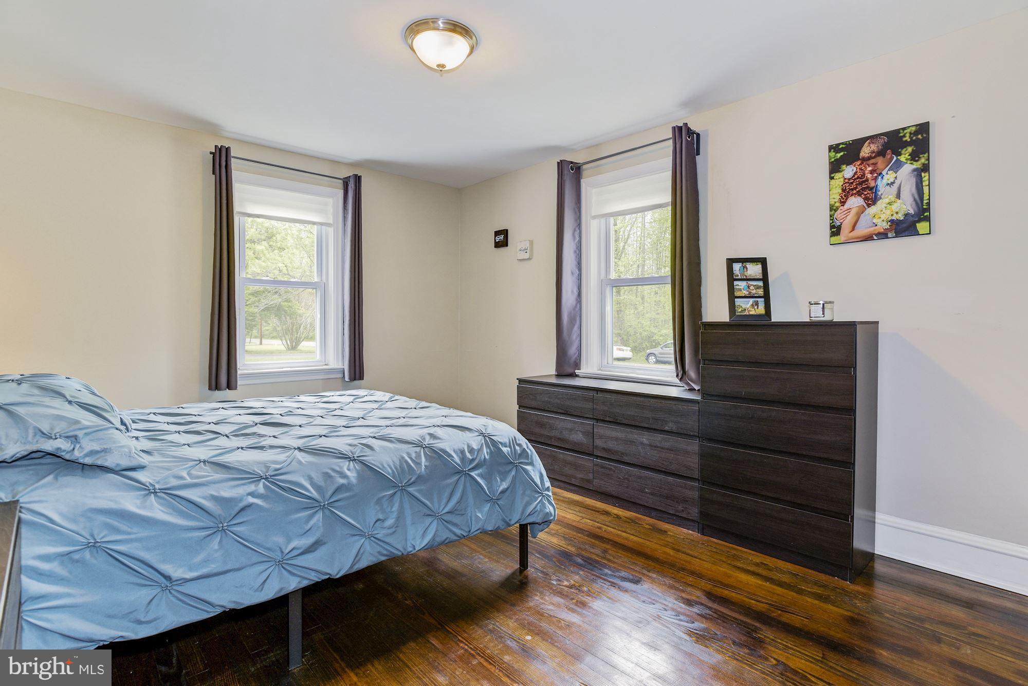 110 North Dupont Road Carneys Point, NJ 08069 - Photo 15 of 34 Bedroom 1