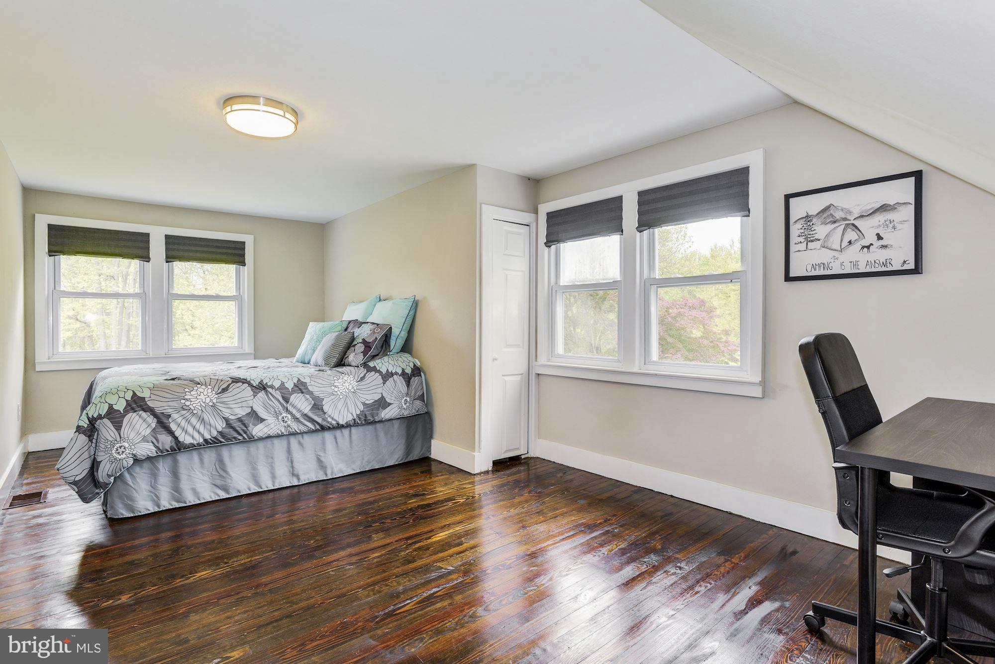 110 North Dupont Road Carneys Point, NJ 08069 - Photo 21 of 34 Bedroom 3 (Upstairs)