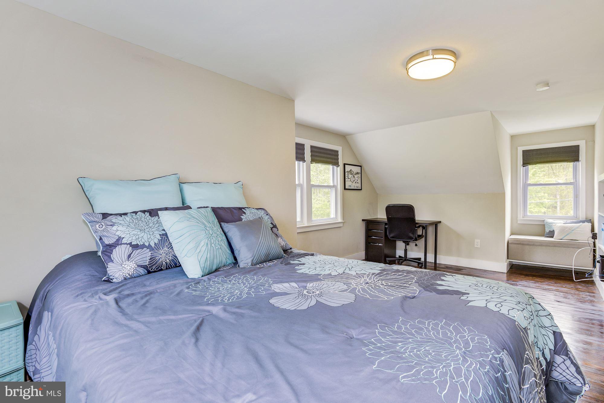 110 North Dupont Road Carneys Point, NJ 08069 - Photo 23 of 34 Bedroom 3 (Upstairs)