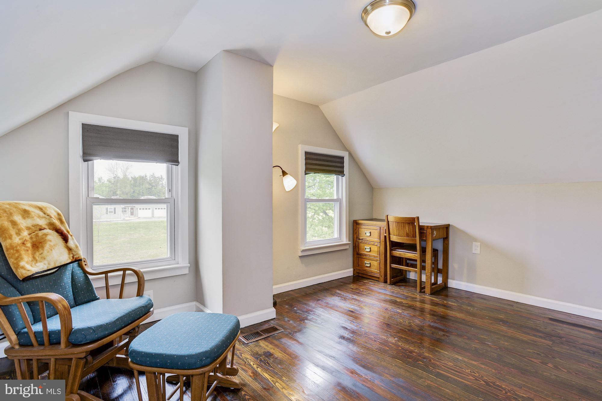 110 North Dupont Road Carneys Point, NJ 08069 - Photo 24 of 34 Bonus Room/Office (Upstairs)