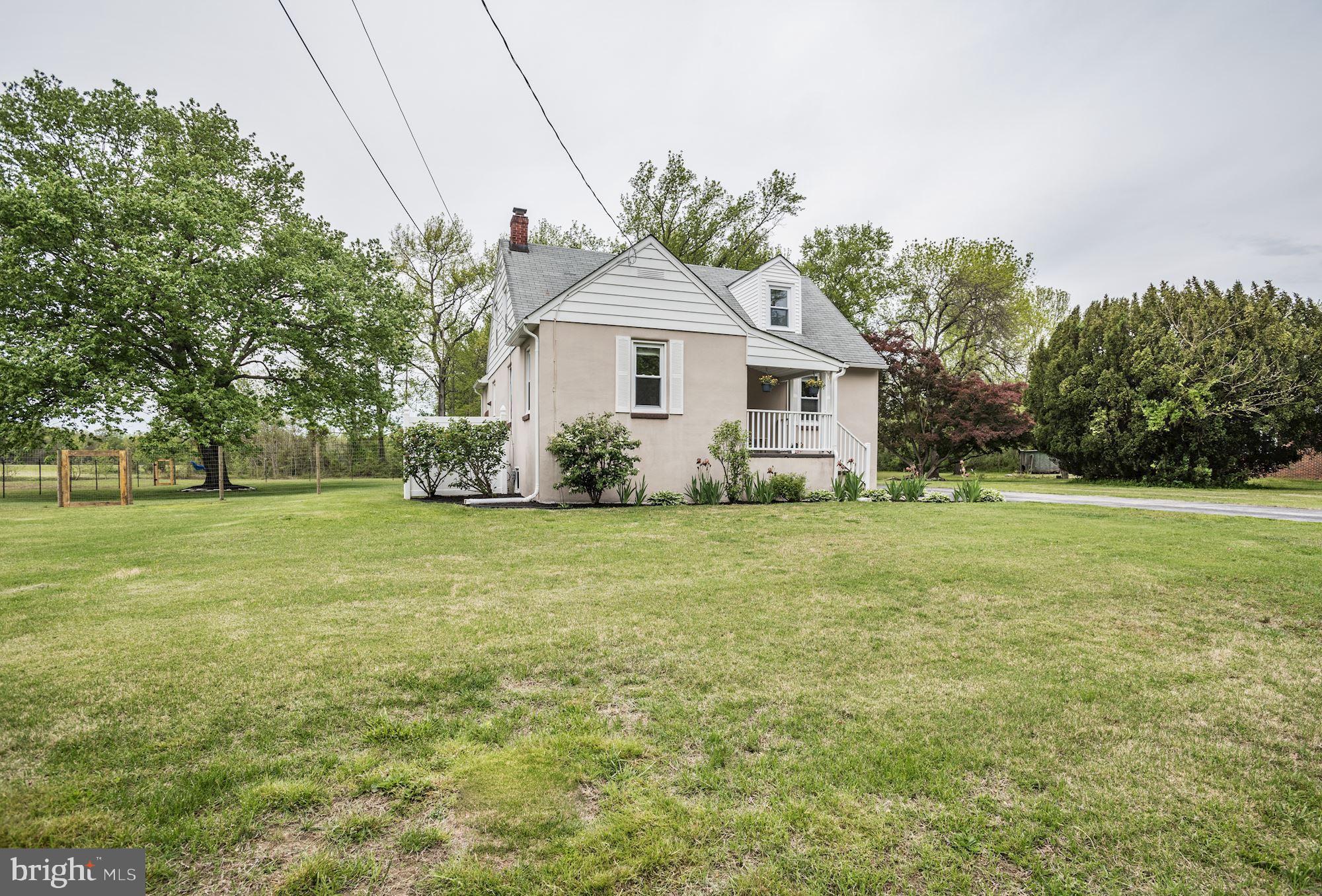 110 North Dupont Road Carneys Point, NJ 08069 - Photo 30 of 34 Spacious front yard