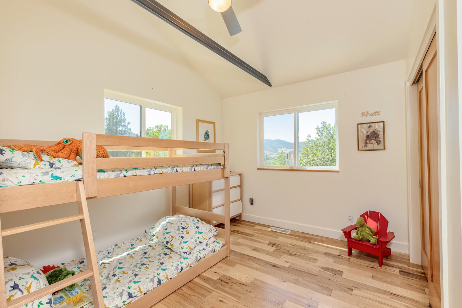 7075 Rapp Lane Talent, OR 97540 - Photo 25 of 54 Bedroom #2